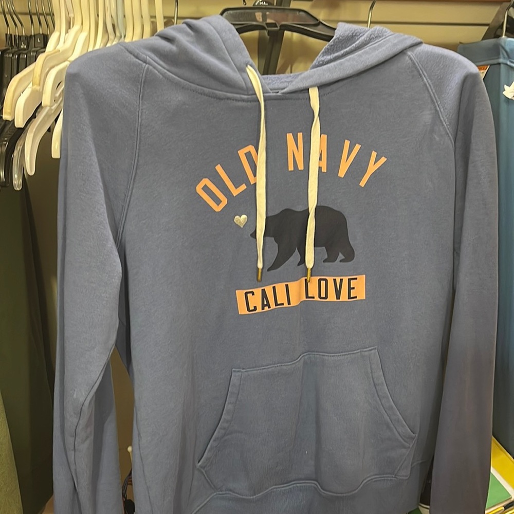 Old navy sweater